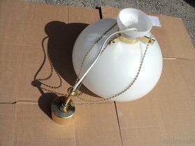 Lustre + tienidlá + lampa . - 3