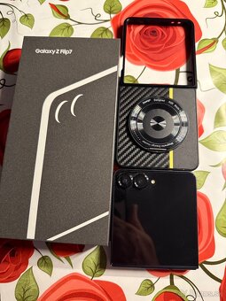 Samsung galxy z flip 7 256gb - 3