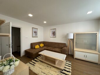 Prenájom 2-izbového bytu – sídlisko Banisko, Dolný Kubín - 3