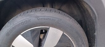 Hankook 235/55 R18 - 3