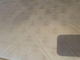 Manželská posteľ - 3