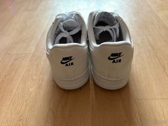 Predám tenisky Nike - 3