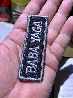 Vojenske Nášivky (a SBS),Vlajočky - 3