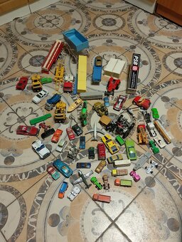 Predám rôzne modeli autičok - 3