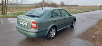 Škoda Octavia 2.0i, 85kw, benzín - 3