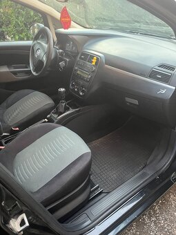 Fiat Punto Grande - 3