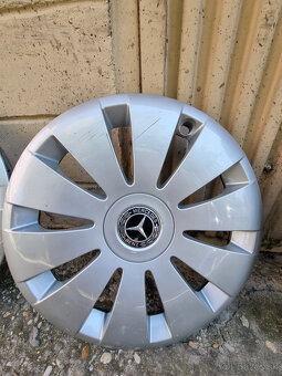 Puklice Mercedes Benz R16 - 3