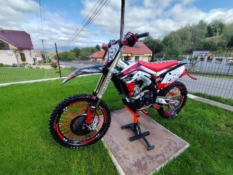 Honda CRF250R , 70MTH - 3