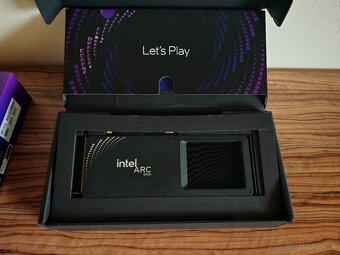 Intel Arc B580 Limited Edition 12GB - 3