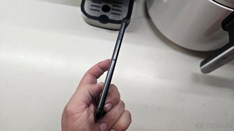 Apple iPhone 7 black 32GB - nová batéria - 3