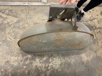 Zadní pravý podběh - Škoda Octavia - 3