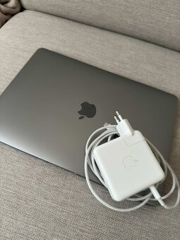 Macbook Pro 13’, 256gb, rok 2017, Space grey - 3