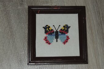 Vyšívané motýle - 3