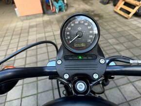 Harley Davidson 883 Iron  r. 2017 -8019 km - 3
