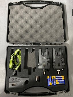 Mikado Sada Signalizátorov Carp M-Bite - 2+1 - 3