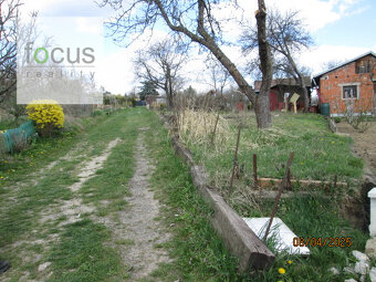 Záhradka s chatkou - extre zľava - 2000 eur - 3