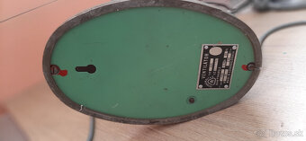 Predám VINTAGE, kovový smaltovaný ventilátor - 3