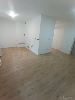 Novo zrekonštruovaný 3i byt Brezová pod Bradlom - 3