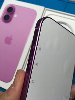 Apple iPhone 16 128GB pink - 3