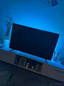 Televízor - 3