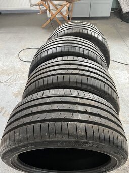 Letné pneumatiky 245/40 R18 - 3