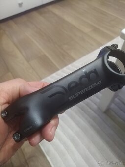 Predstavec DEDA Superzero - 3