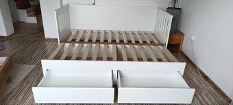 Posteľ - 3
