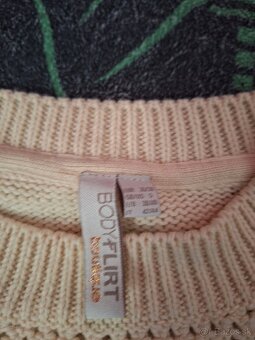 Smotanové svetrove šaty - 3