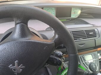 Peugeot 807 nepojazdny 8miest - 3