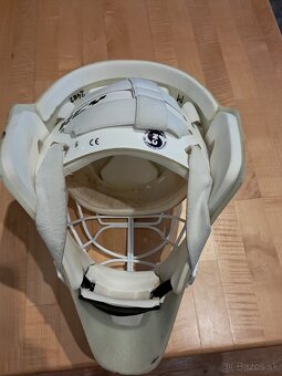 Brankarska prilba REY - 3