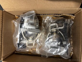 Dell 4220 pokazeny + lampy - 3