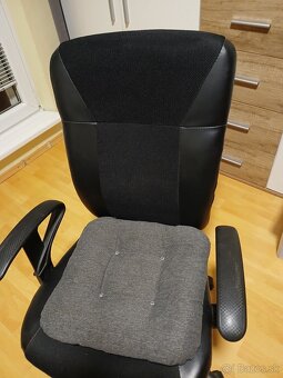 Kancelárska stolička - 3