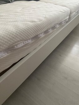 Manželská postel - 3