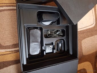 Nokia Sirocco Edition - 3