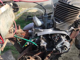 Motor jawa 250/353 - 3