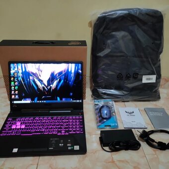 ASUS TUF Gaming F17 FX706LI-HX200T / i5-10300H/ 8GB/ 512GB S - 3