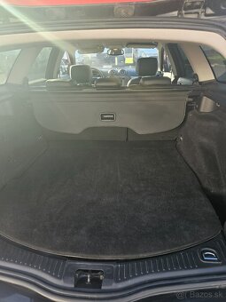 Ford Mondeo Combi 2009 - 3