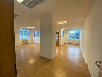 Administratívny priestor na prenájom - Bratislava V - 3