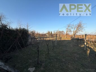 Exkluzívne APEX reality 4i. rodinný dom Posádka, 1581 m2 - 3