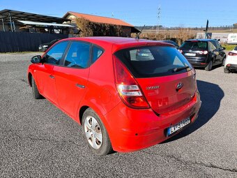 Hyundai I30 1,6 diesel CRDi 66kw - 3