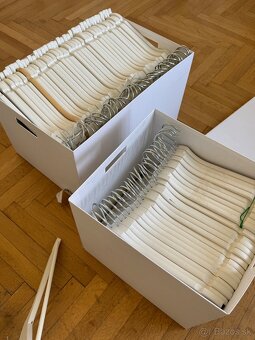 Vešiaky na textil, rôzne druhy, - 3