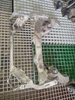 Predna napravnica BMW E90 E91 E87 - 3