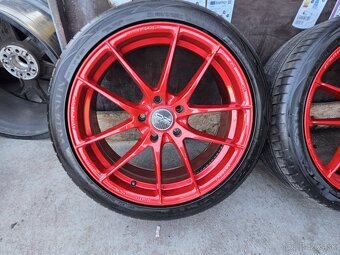 O.z. racing leggera 5x114,3 225/40R18 - 3