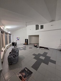 Prenájom komerčného objektu - 3