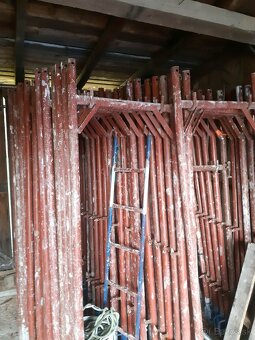 Lešenie na prenajom - 3