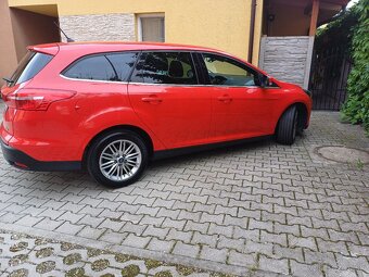 Focus combi 1.0 EcoBoost vyššia výbava Edition X TOP stav - 3