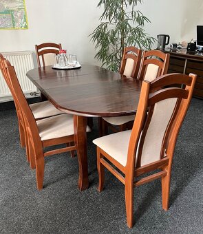 Jedálenský roťahovací stôl + stoličky - 3