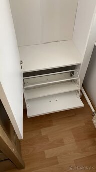 Šatníková skriňa - 3