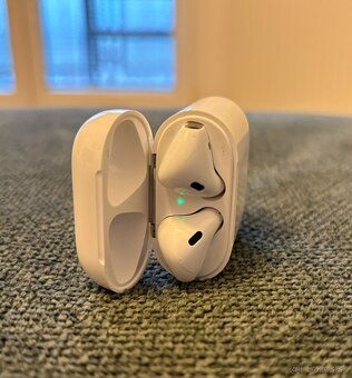 AirPods (2. generácie) - 3