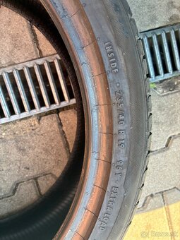 Letne 235/40r19 - 3